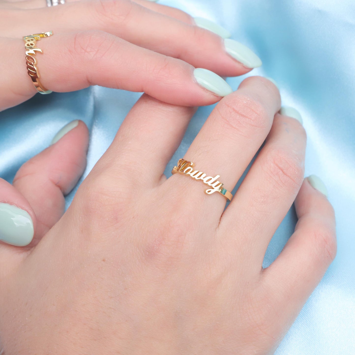 Howdy Ring