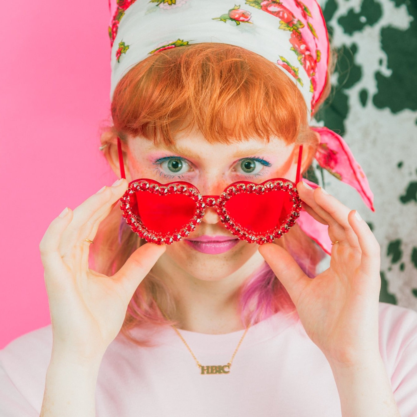RED HEART RHINESTONES SUNNIES