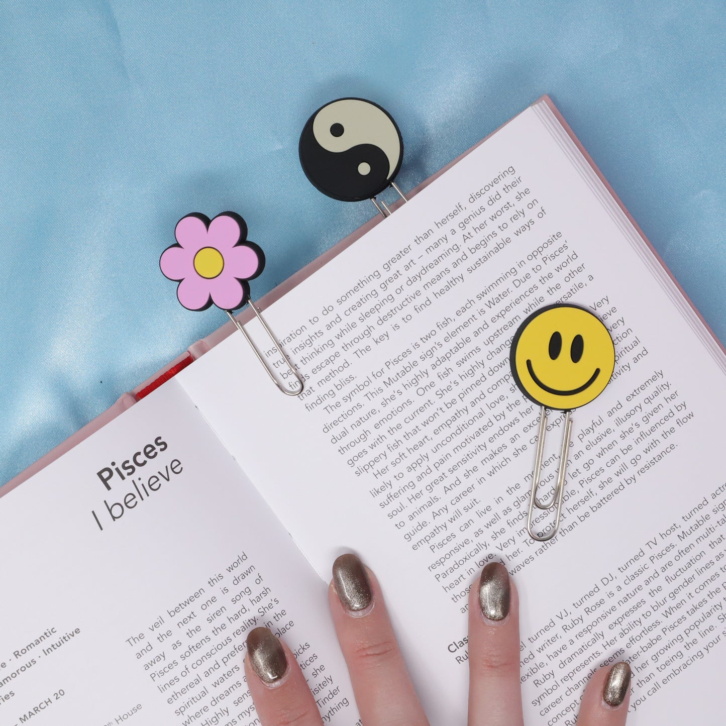 Paperclip Bookmark Set