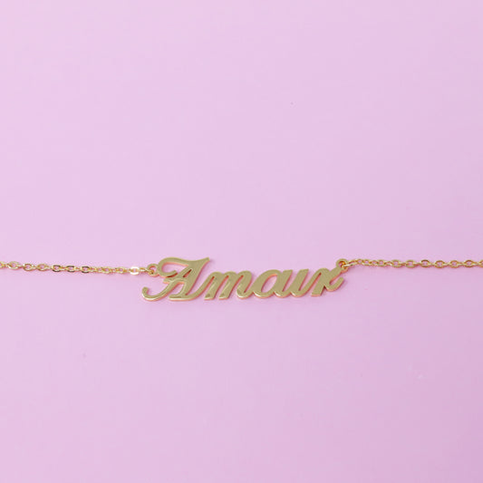 Amour Necklace