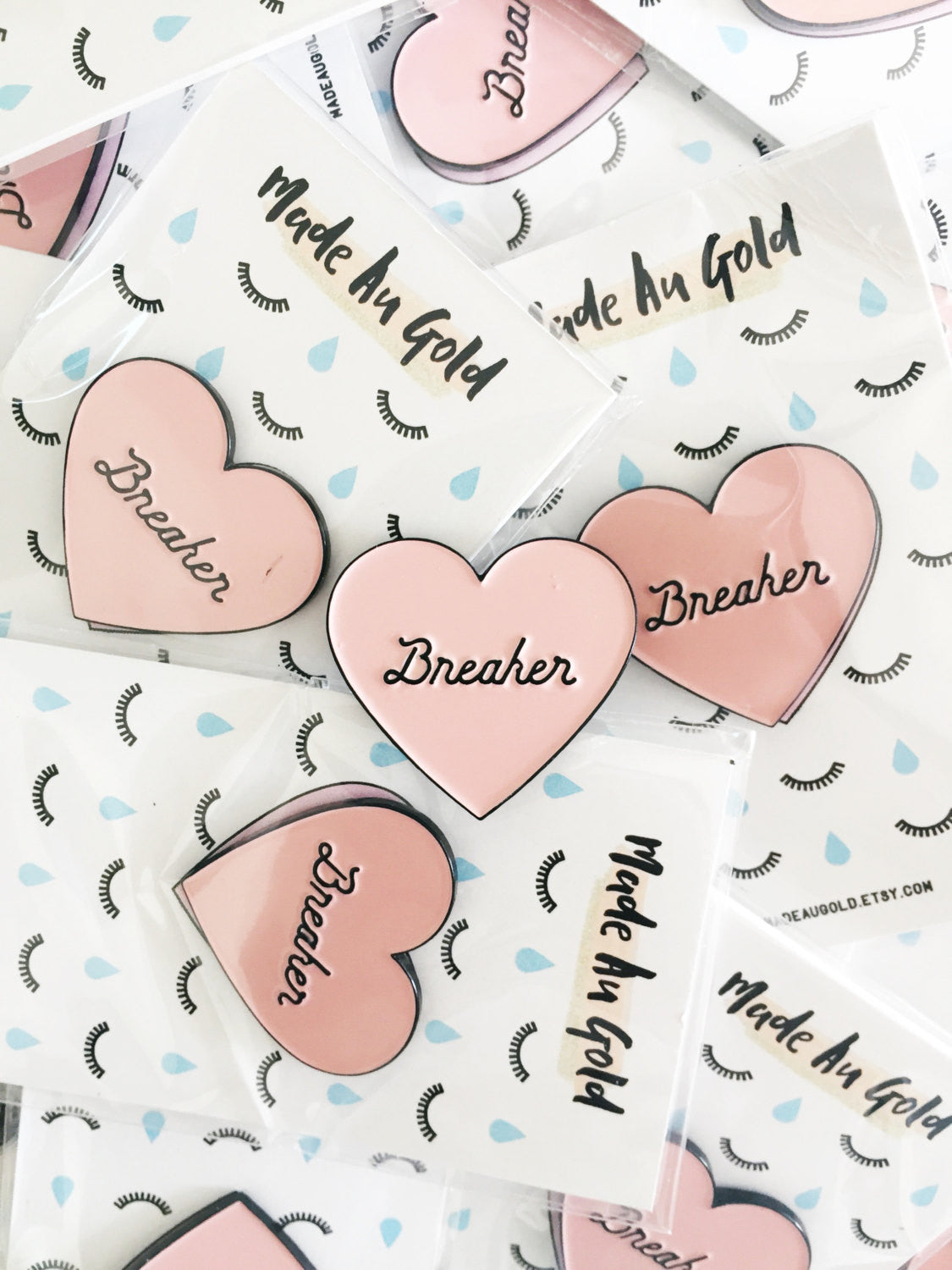 Heartbreaker pin, Lapel pin,Enamel Pin,Cloisonné, pin badge,Flair, Heart enamel pin,Heart lapel pin, Heart pin, Heart button, Heart brooch - Made Au Gold